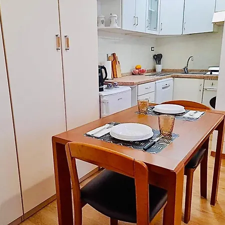 Rum i privatbostad Marconi 5d Studio, A 2 Min Duomo, Self Check-in, Wi-fi *